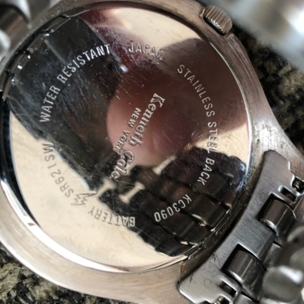 Kenneth Cole Watch - Picture 4 of 5